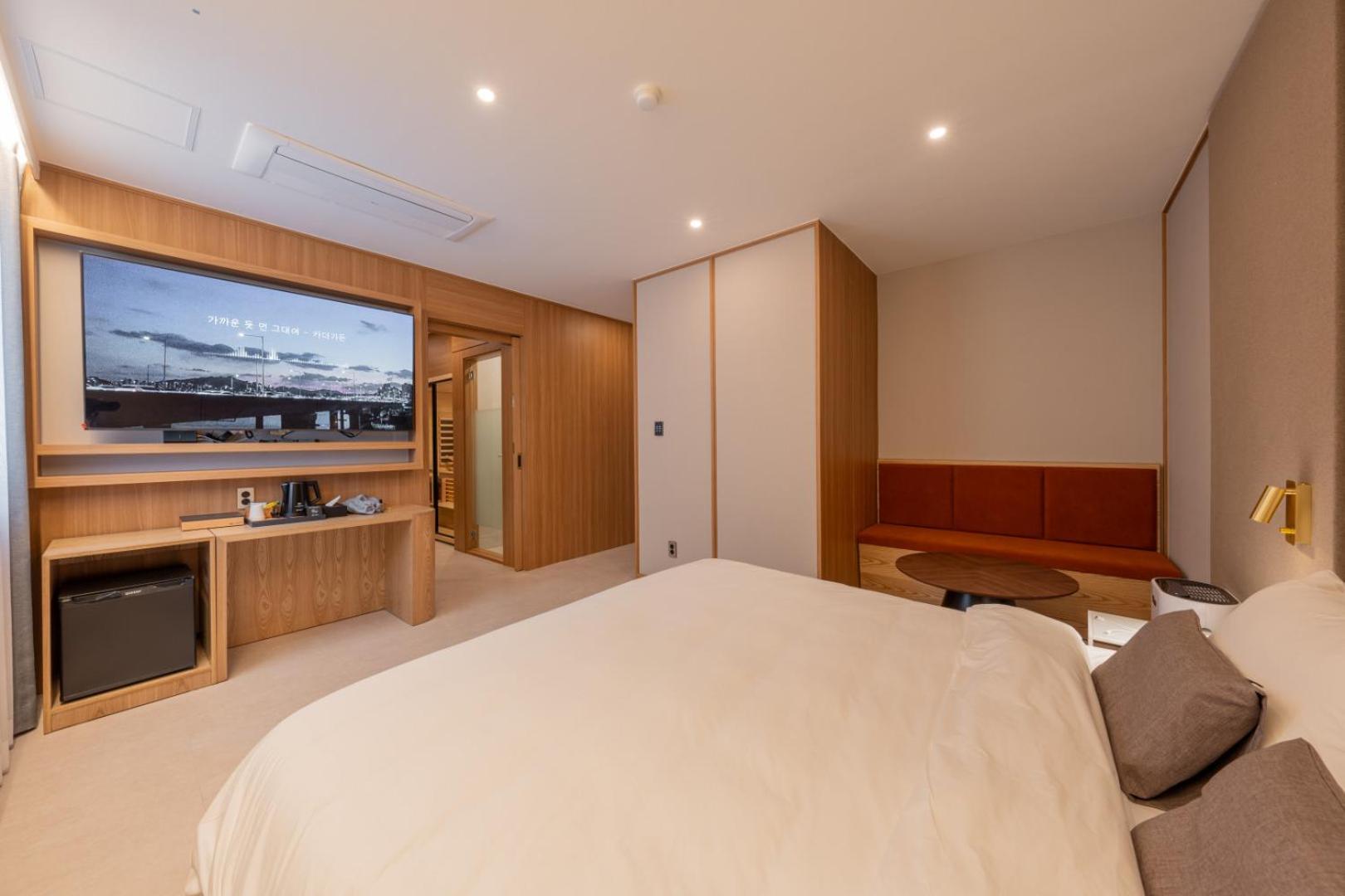 H-Avenue Hotel Munhyeon Puszan Kültér fotó